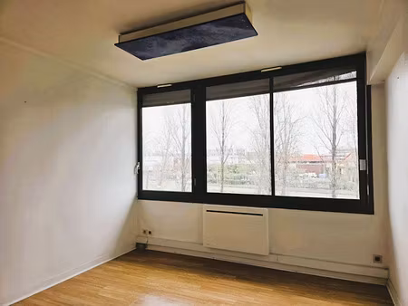 location locaux professionnels 3 pièces 58 m² à anglet (64600)  750 €