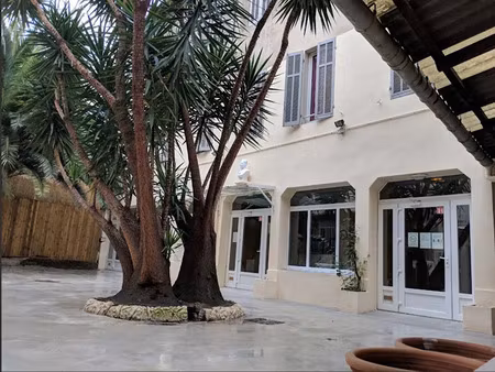 location locaux professionnels 2100 m² à marseille 6ème (13006)  35 000 €