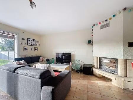 la ciotat  t4 de 85 m² avec jardin au calme