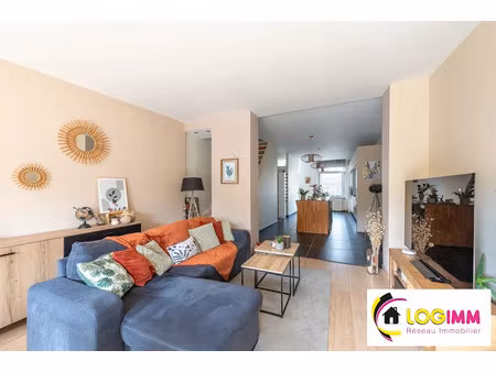 vente maison 4 pièces 103 m² à raismes (59590)  158 000 €