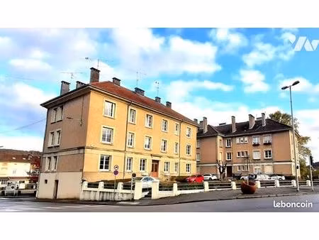 appartement 3 pièces 84 m²