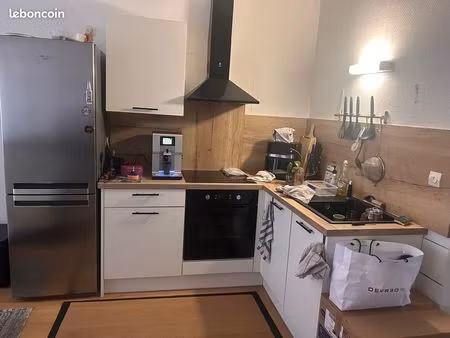 appartement f3 au centre ville de sgms