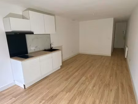 studio entièrement rénové centre-ville