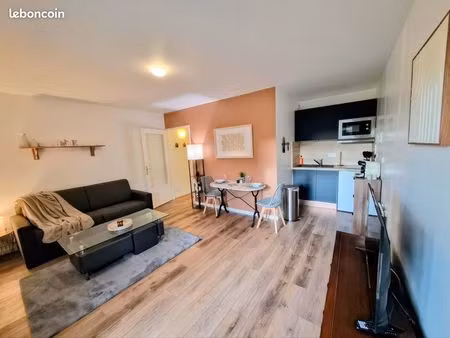 ​studio meublé 26m² – jardin clos privatif 50m2 & place de parking privée