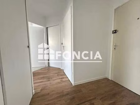 location appartement 2 pièces à nantes île de nantes (44000) : à louer 2 pièces / 47m² nan