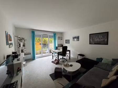 bordeaux saint-bruno - appartement t3 de 61 m² avec balcon et parking