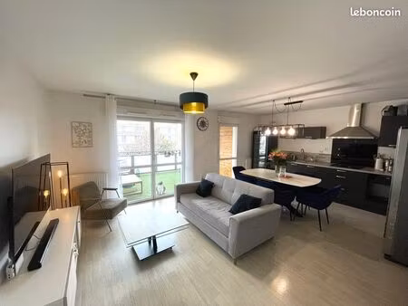 superbe appartement de 3 pièces  67m^2