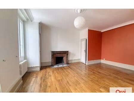 location appartement  96.81 m² t-4 à montluçon  760 €