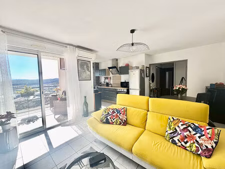 appartement t3 avec terrasse et garage