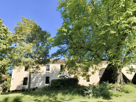 magnifique propriété aux portes d'auch