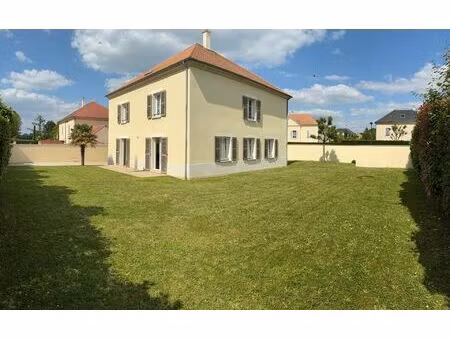 maison bailly-romainvilliers m² t-8 à vendre  985 000 €