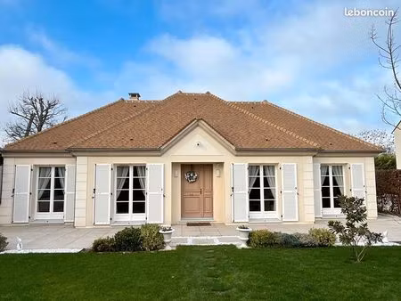 maison 5 pièces 121 m²