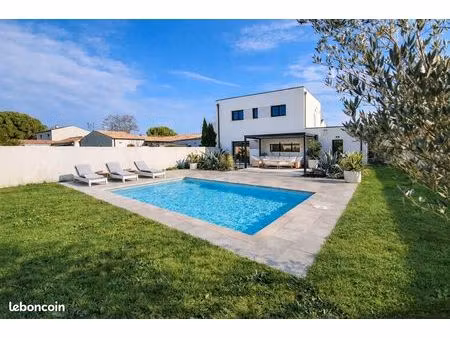 propriété 5 pièces 118 m²