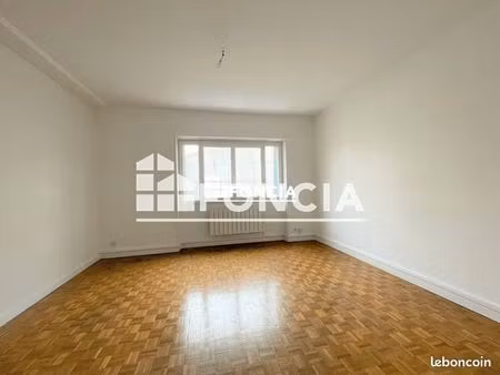 appartement 3 pièces 77 m²