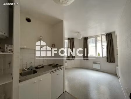 studio 1 pièce 19 m²