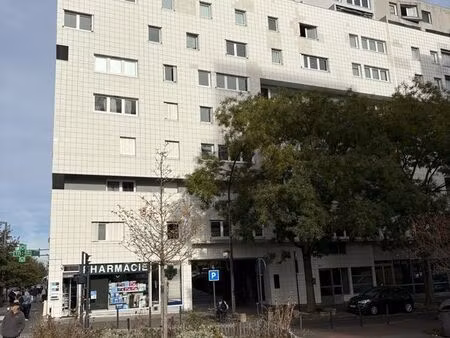 mairie/centre-ville  2p de 54m² 229 000 fai