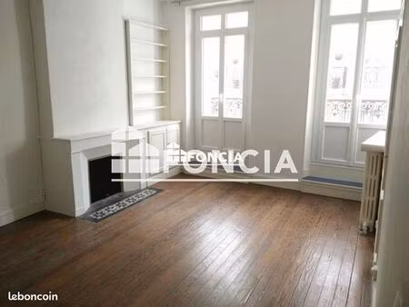 appartement 2 pièces 62 m²