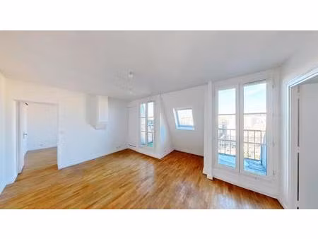 paris 8 - 2 pièces - dernier étage - terrasses - vue dégagée