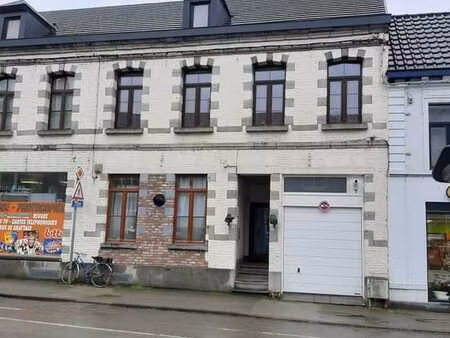 terrain constructible en rue principale de beloeil