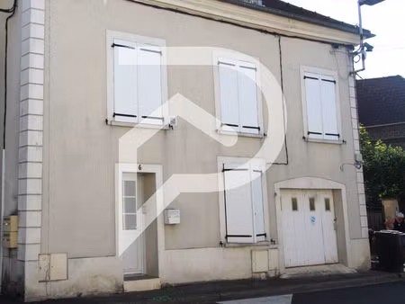 immeuble ( 3 appartements) nanteuil le haudouin