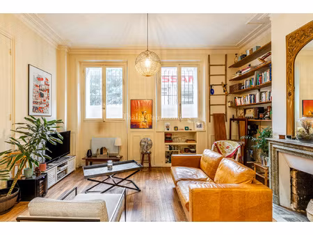 studio 32 m2 rez-de-chaussée proche guy môquet fort po