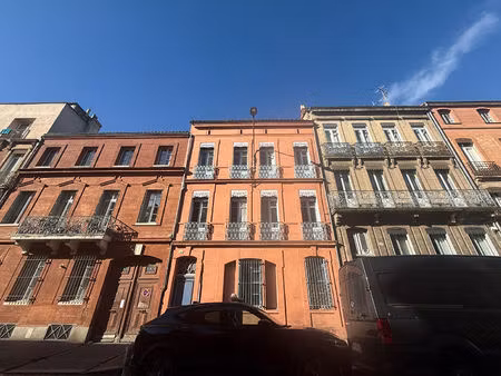 t1 rdc jeanne d'arc (26m²)