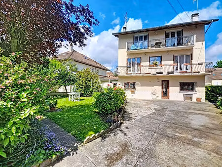 vente immeuble  340.00m²  ozoir