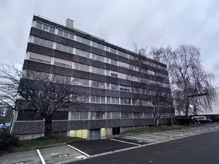 bureaux spacieux à louer à trappes