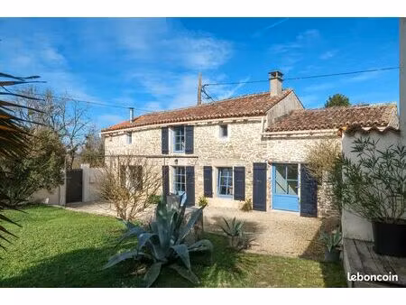 très belle maison ancienne