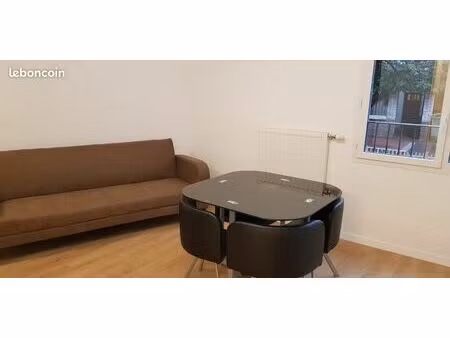 beau 2 pièces avec parking proche transports