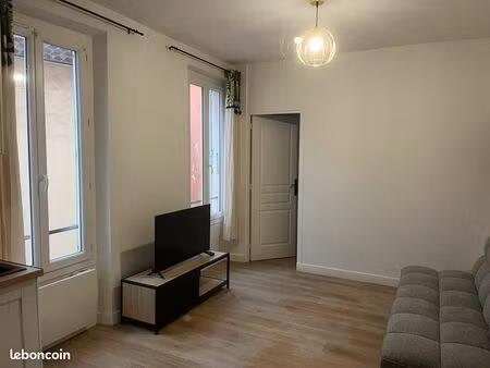 t2 meublé 30m2 récent entièrement rénové