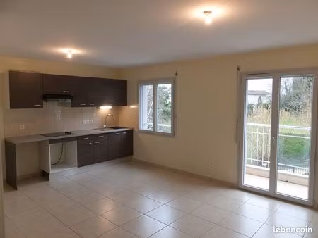 t2 balcon parking chauffage sol