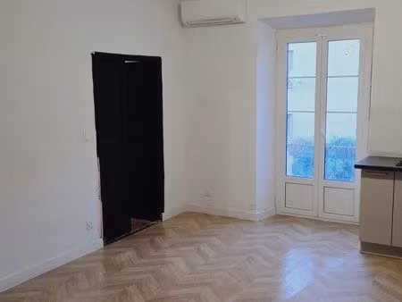 grand t2 place du diamant