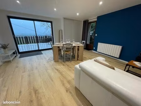à louer – t2 meublé de 56 m² avec deux terrasses – savigny (69)