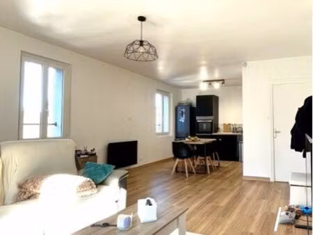 location appartement - 2 chambres laussonne