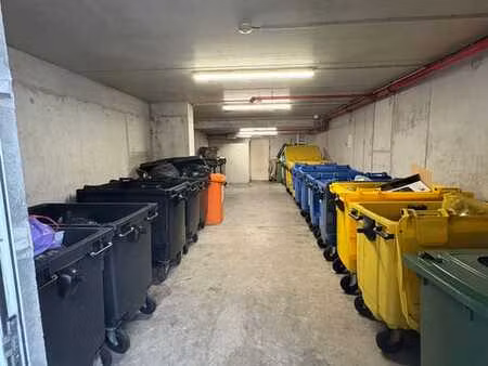 studio meublé neuf – lumineux  calme .