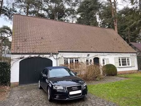 prachtig midden in het groen gelegen villa in landelijke sti
