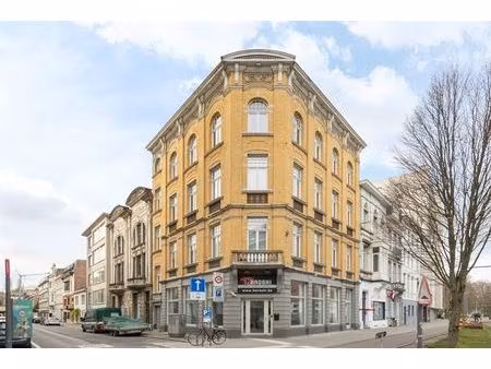 commercieel te huur in berchem