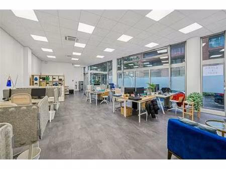 location bureau montrouge 144 m²