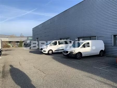location local d'activités annecy 740 m²