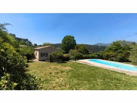 villa provençale de 186 m² avec piscine  jardin et double garage