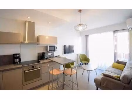 location appartement 2 pièces 41 m² à nice (06000)