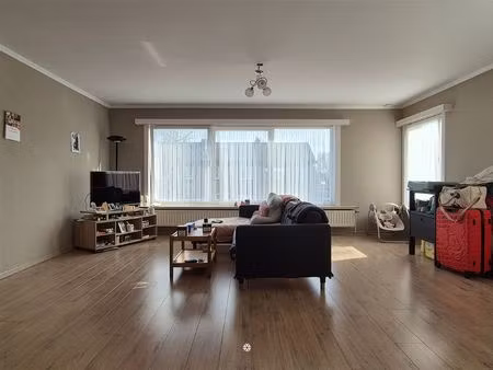 appartement te huur in sint-niklaas met 2 slaapkamers