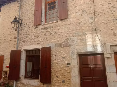 vente maison 5 pièces 130 m² rochemaure (07400)
