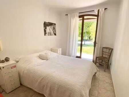 location appartement 1 pièce 12 m² à aix-en-provence (13080)