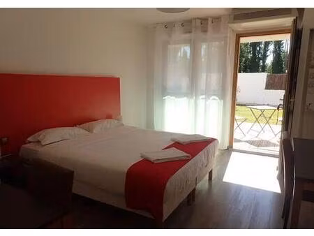 location appartement 1 pièce 25 m² à aix-en-provence (13080)