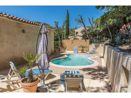 villa vue sud - 630 m2 de jardin - garage