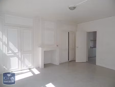appartement à louer 1 pièce 31.78 m² - lille (59) - 597€