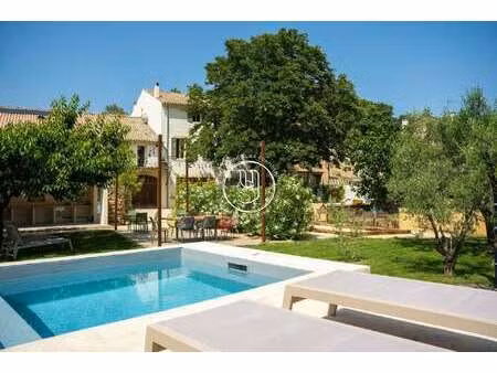 villa de luxe à vendre à saint-rémy-de-provence : 1 820 000 € | 579m²