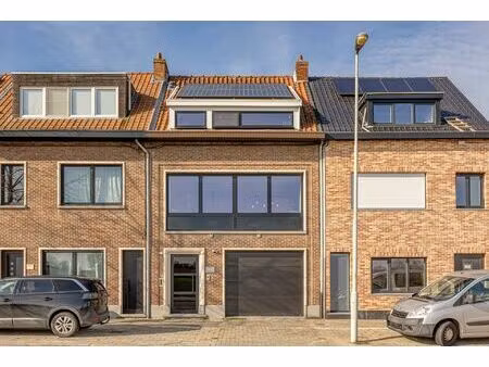 moderne gezinswoning in aartselaar